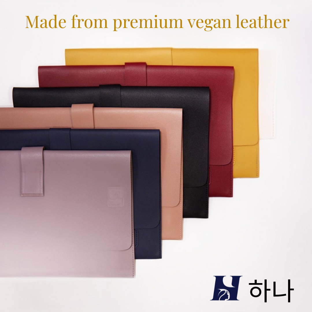 The Hana (하나) Vegan Leather Laptop Organiser (Crimson Clay)